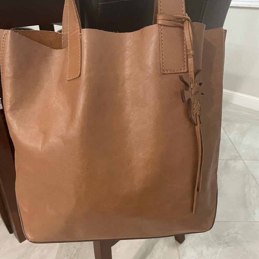 Frye Carson Tote